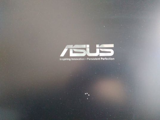 Asus laptopi