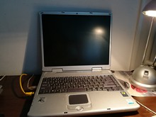 laptop sa xp-om